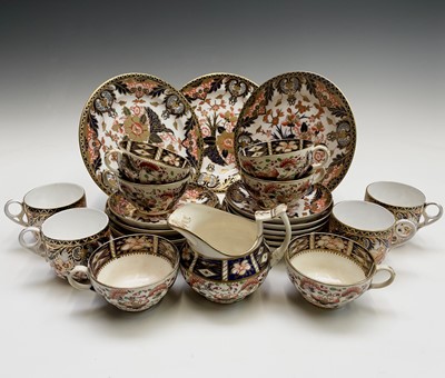 Lot 982 - A set of six Bloor Derby Imari pattern teacups...
