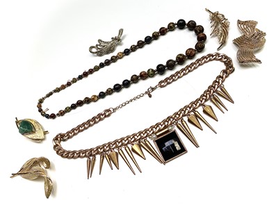 Lot 347 - A Trifari brooch and other costume jewellery
