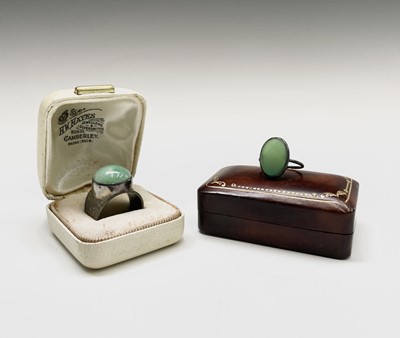 Lot 279 - A contemporary silver set a jade cabochon Size...