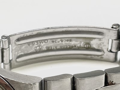 Lot 6 - A ladies Omega stainless steel automatic...