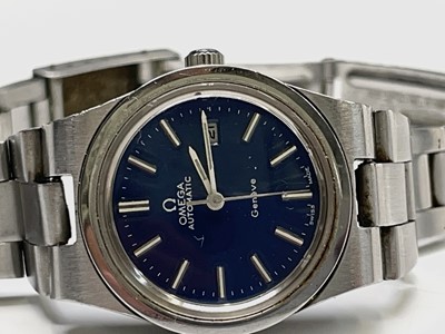 Lot 6 - A ladies Omega stainless steel automatic...