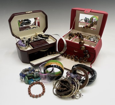 Lot 283 - Costume jewellery in two boxes and loose