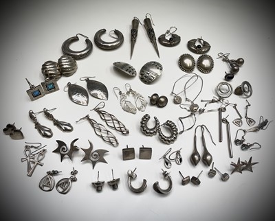 Lot 296 - Pairs of silver earrings 210gm