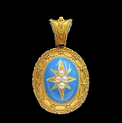Lot 327 - A fine Victorian high-purity gold oval pendant...