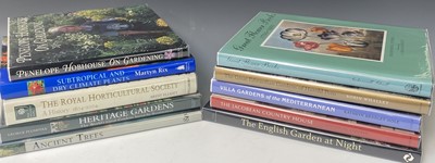 Lot 545 - HORTICULTURE. 'Great Flower Books 1700-1900,'...
