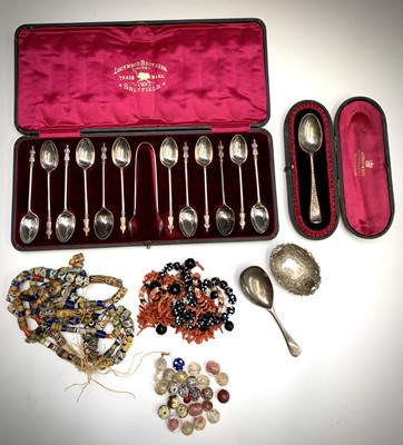 Lot 386 - Murano beads, African slave trade beads, a...