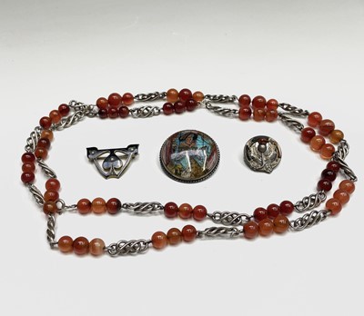 Lot 432 - A silver and agate arts and crafts 92cm...