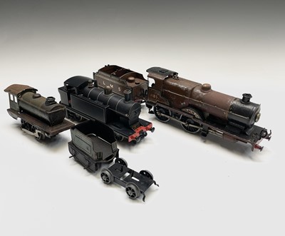 Lot 534 - 0 Gauge Locomotives (x3). Comprising "Live...