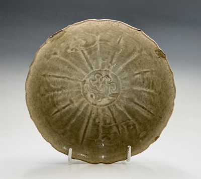 Lot 7 - A Chinese Longquan celadon bowl, Ming Dynasty,...