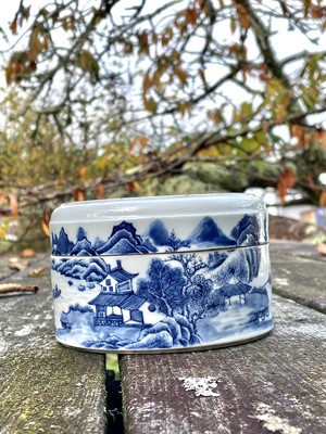 Lot 4 - A Chinese blue and white porcelain jar and...