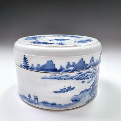 Lot 4 - A Chinese blue and white porcelain jar and...