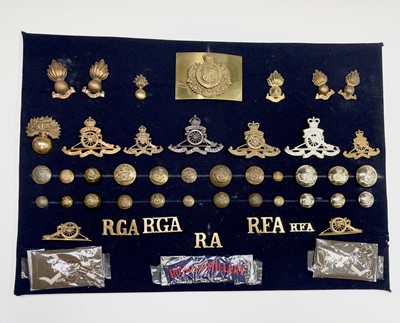 Lot 203 - Royal Artillery. A display card containing cap...