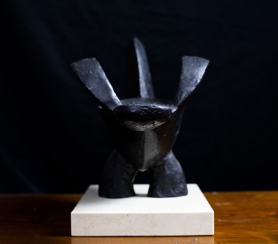 Lot 10 - Breon O'CASEY (1928-2011) Handle Bird Bronze...