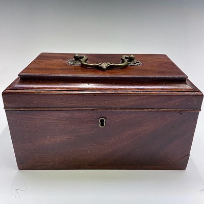 Lot 28 - A mid George III mahogany and chequer strung...