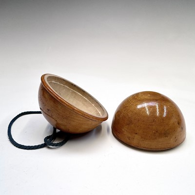 Lot 144 - A 19th century Mauchline ware string or yarn...