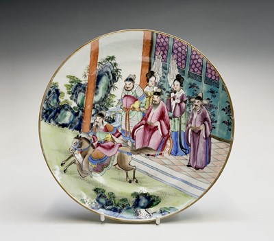 Lot 118 - A Chinese famille rose porcelain plate, late...