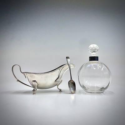 Lot 93 - A silver pre-war sauceboat 6oz, a spherical...