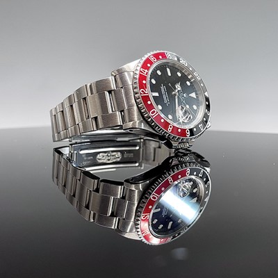 Lot 6 - A stainless steel gentleman's Rolex GMT Master...