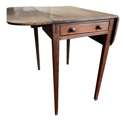 Lot 3146 - A late George III mahogany Pembroke table,...