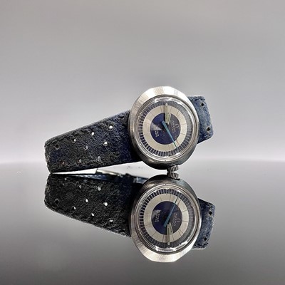 Lot 1 - An Omega Dynamic automatic ladies wristwatch...