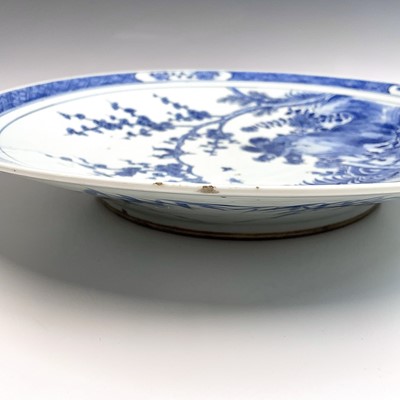 Lot 19 - A Chinese blue and white porcelain charger,...