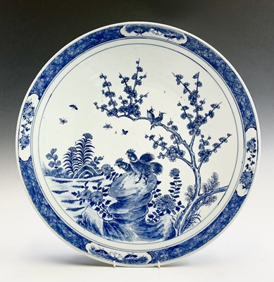 Lot 3 - A Chinese blue and white porcelain charger,...