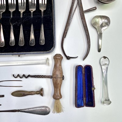 Lot 19 - Plated wares, a sugar loaf cutter etc.