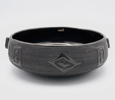 Lot 258 - Janet LEACH (1918-1997) A St Ives Pottery...