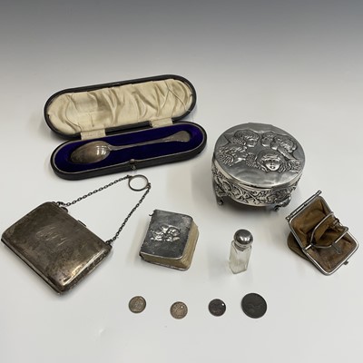 Lot 103 - A silver purse, a silver christening spoon,...