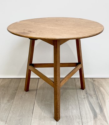 Lot 295 - A Robin Nance St Ives oak cricket table,...