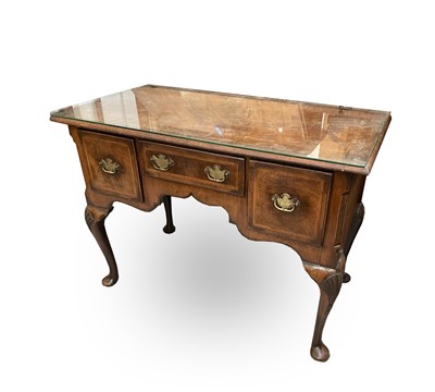 Lot 3158 - A 20th century walnut and crossbanded dressing...
