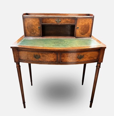 Lot 3279 - A 20th century mahogany and figured walnut...