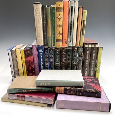 Lot 78 - FOLIO SOCIETY. Thirty-three mostly with card...