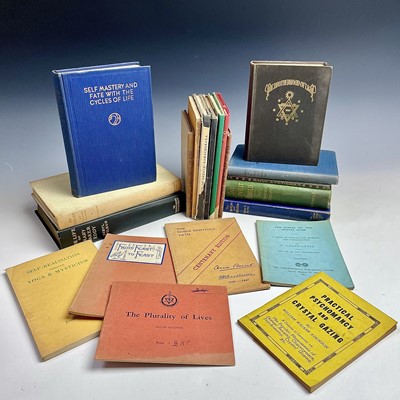 Lot 123 - ESOTERIC INTEREST. 'Practical Psychomancy and...
