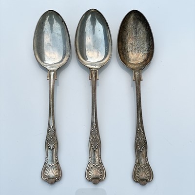 Lot 7 - A set of three modern silver Kings Pattern...
