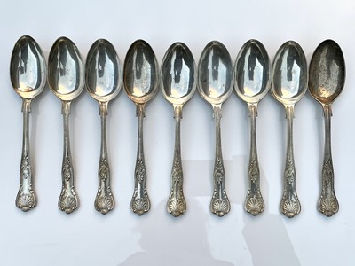 Lot 8 - A modern silver set of nine Kings Pattern...