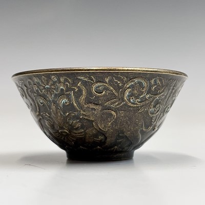 Lot 64 - A small Chinese bronze bowl, 20th century, the...