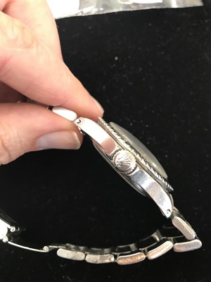 Lot 967 - A Rolex Oyster Perpetual Submariner gentlemans...