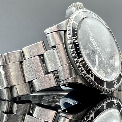 Lot 967 - A Rolex Oyster Perpetual Submariner gentlemans...