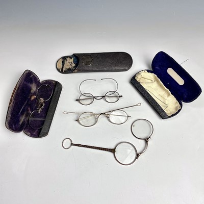 Lot 223 - A pair of 19th century gold plated spectacles...