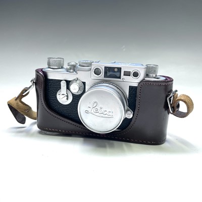 Lot 64 - A circa 1959 Leica IIIg Rangefinder camera, Nr....