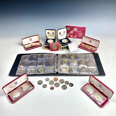 Lot 45 - Jersey Coinage. Comprising 1977 Silver Jubilee...