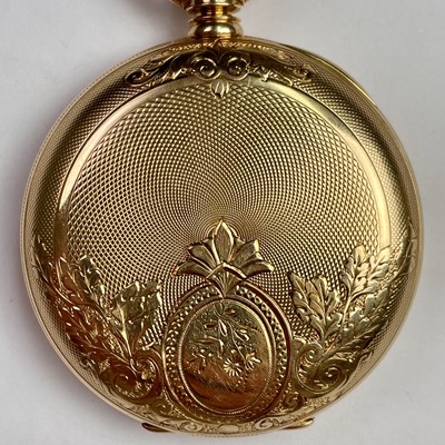 Lot 970 - A good 18ct gold Waltham full hunter crown...