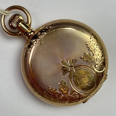 Lot 970 - A good 18ct gold Waltham full hunter crown...