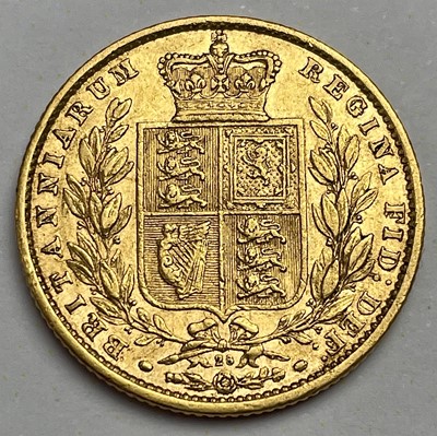 Lot 638 - Victoria 1865 young head full sovereign coin,...