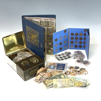 Lot 66 - G.B and World Coins. Box containing quantity...