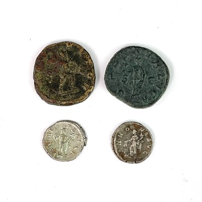 Lot 121 - Roman Empire - Severus Alexander/Julia Mamaea...