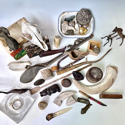 Lot 497 - A collection of curiosities from the artist's...