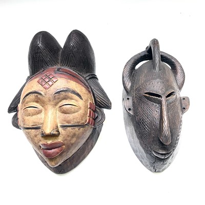 Lot 205 - An African wood carved mask possibly Baule...
