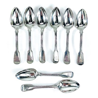 Lot 104 - A good set of eight George III silver fiddle...
